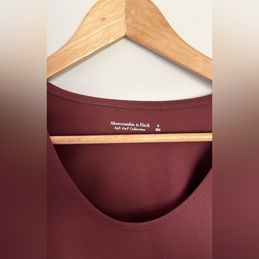 Abercrombie & Fitch Long Sleeve Bodysuit - Picture 3 of 5